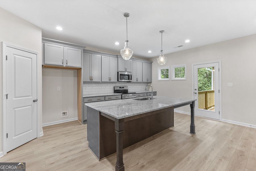 Furnished interior view inside a new home in Juliette Crossing, Forsyth (Image 14).