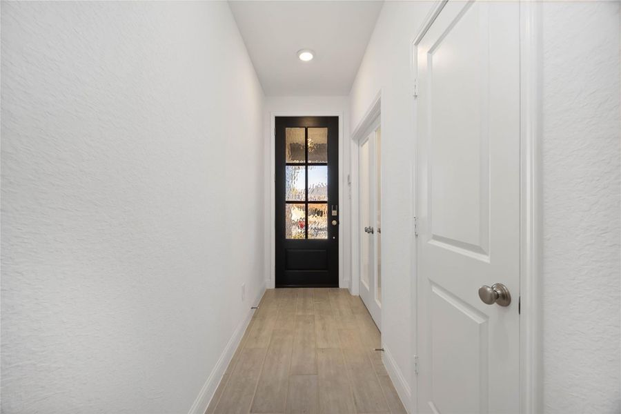 Spacious, unfurnished interior of a new home in Sienna, Missouri City (Image 32). Spacious, unfurnished interior of a new home in Sienna, Missouri City (Image 32).