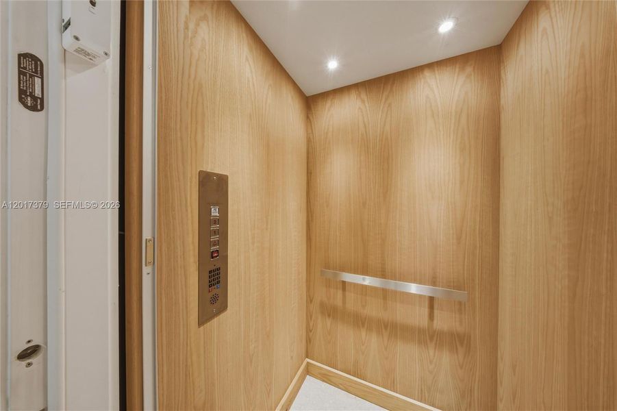Close-up of interior finishes inside a home in , Islamorada, Village of Islands (Image 20).