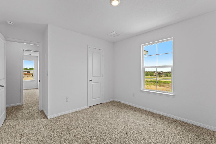 Spacious, unfurnished interior of a new home in , Georgetown (Image 14).