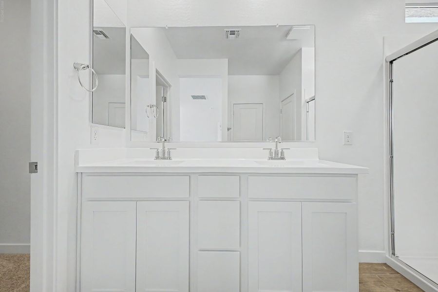 Furnished interior view inside a new home in Sunrise, Surprise (Image 4).