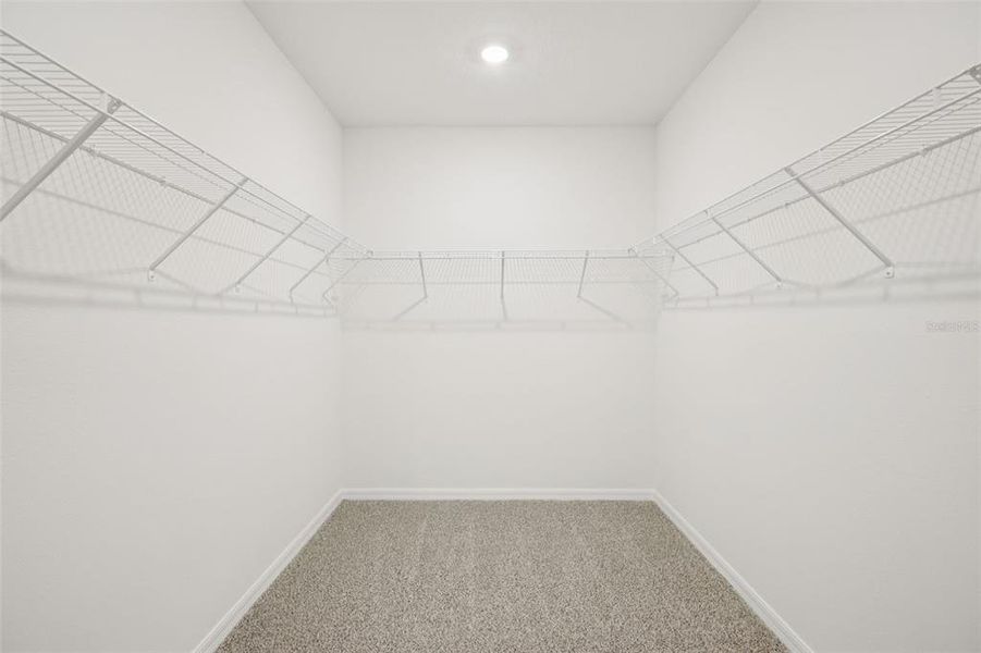 Spacious, unfurnished interior of a new home in Villamar - Signature Series, Winter Haven (Image 16).