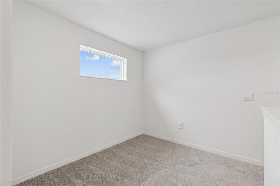 Spacious, unfurnished interior of a new home in Southpointe, Palmetto (Image 18).