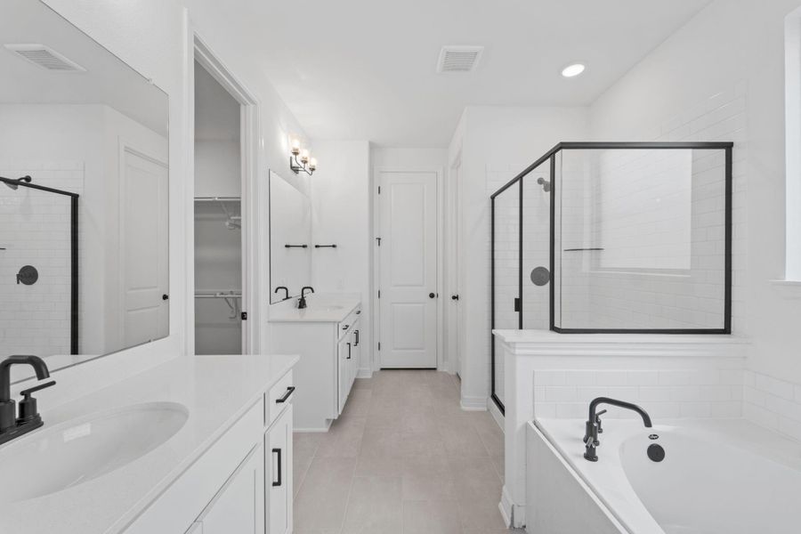 Note: Sample product photo. Actual exterior and interior selections may vary by homesite. Photo may be virtually staged