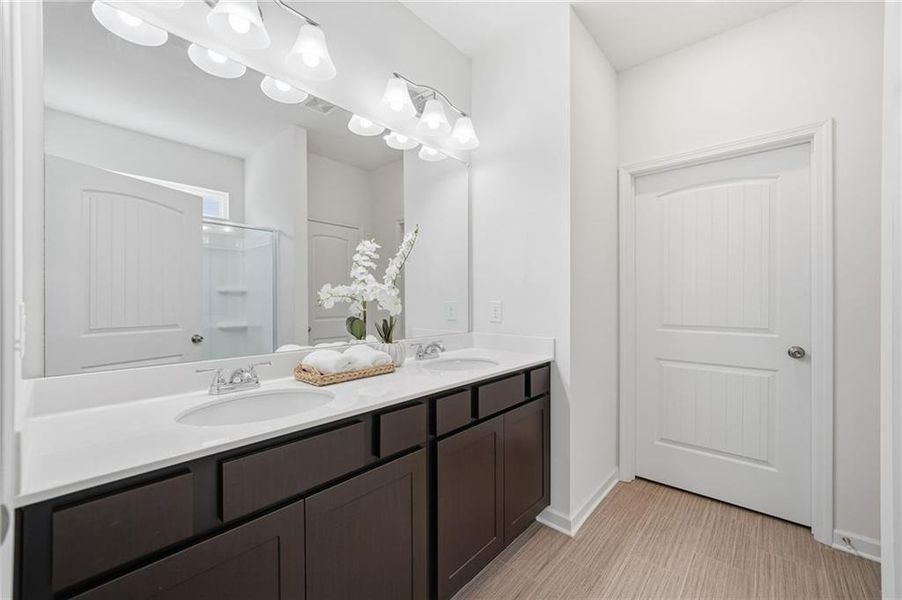 Furnished interior view inside a new home in , Cartersville (Image 8).