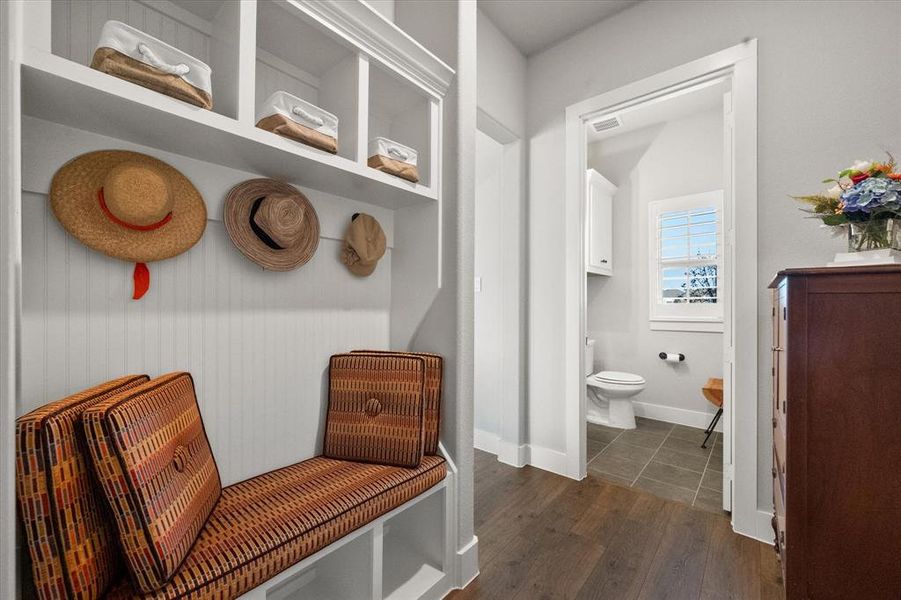 Furnished interior view inside a new home in , Fort Worth (Image 24). Furnished interior view inside a new home in , Fort Worth (Image 24).