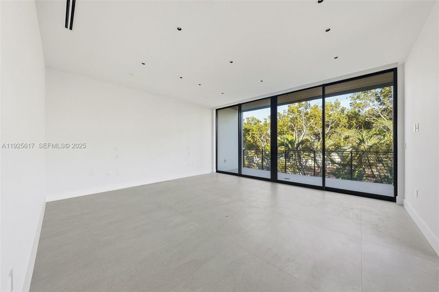 Spacious, unfurnished interior of a new home in , Miami (Image 15). Spacious, unfurnished interior of a new home in , Miami (Image 15).