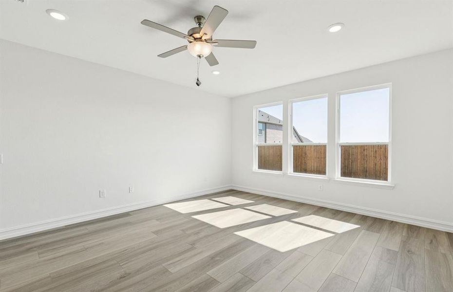 Spacious game room on second level