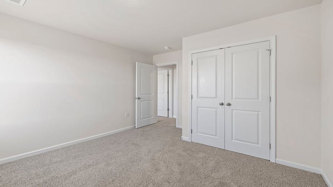 Spacious, unfurnished interior of a new home in Baxter Village, Boiling Springs (Image 26).