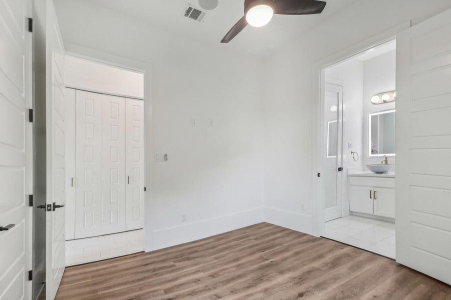 Image 14 of a home in . Image 14 of a home in .