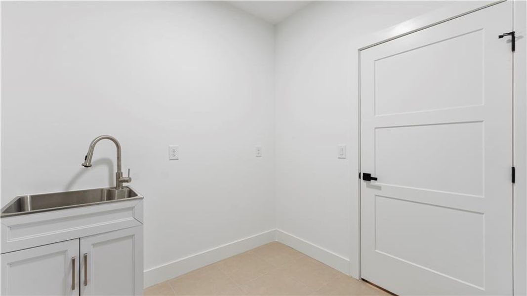 Furnished interior view inside a new home in , Marietta (Image 28).