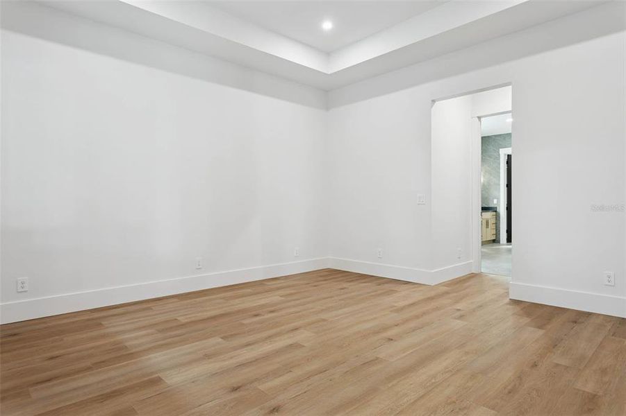 Spacious, unfurnished interior of a new home in , Tampa (Image 54). Spacious, unfurnished interior of a new home in , Tampa (Image 54).