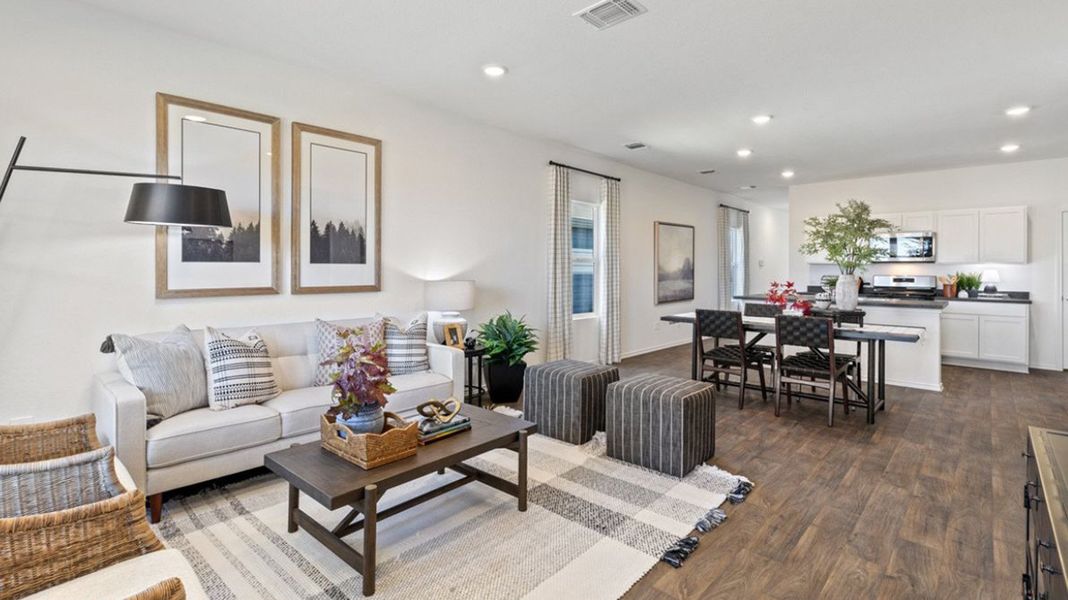 Representative furnished interior of a home built from the Riley by D.R. Horton in The Reserve at Spiritas Ranch, Little Elm (Image 8).