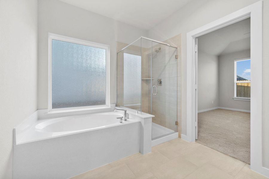 Furnished interior view inside a new home in Briarwood Crossing, Rosenberg (Image 14).