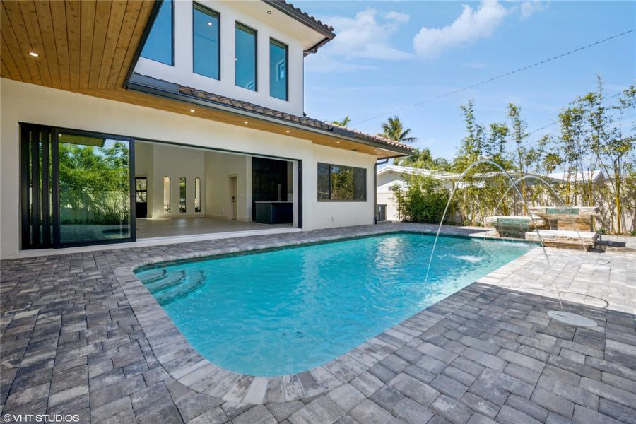 Primary #2 Upstairs Primary #2 Upstairs