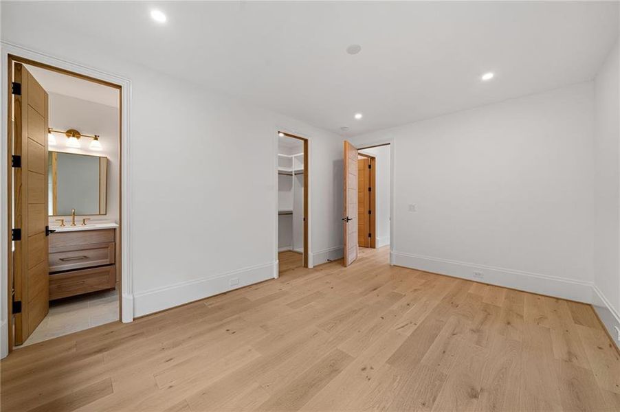 Spacious, unfurnished interior of a new home in , Atlanta (Image 57). Spacious, unfurnished interior of a new home in , Atlanta (Image 57).