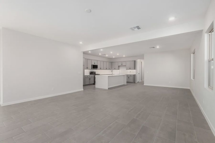 Spacious, unfurnished interior of a new home in Avanti at Granite Vista, Waddell (Image 12).