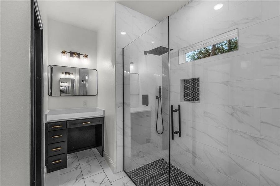 Furnished interior view inside a new home in , Granbury (Image 13).