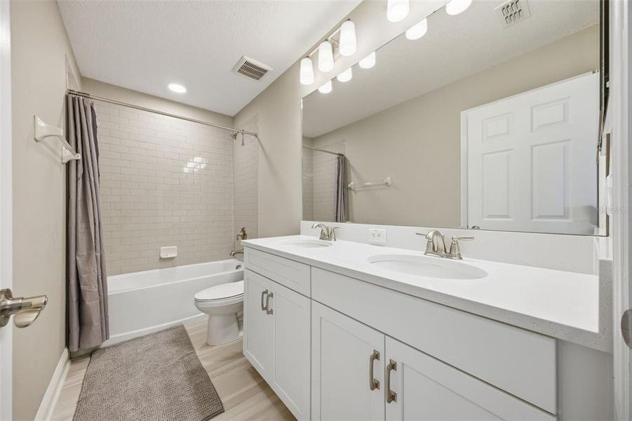 Furnished interior view inside a new home in Whispering Oaks Preserve, Wesley Chapel (Image 20). Furnished interior view inside a new home in Whispering Oaks Preserve, Wesley Chapel (Image 20).