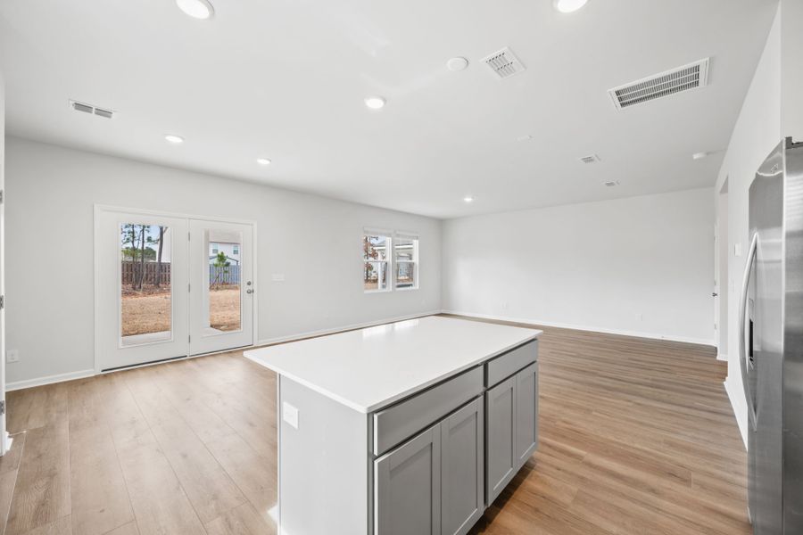 Image 33 of a home in Grand Arbor.