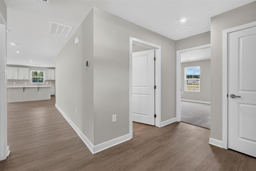 Spacious, unfurnished interior of a new home in Beacon Point at New Hampstead, Savannah (Image 18). Spacious, unfurnished interior of a new home in Beacon Point at New Hampstead, Savannah (Image 18).