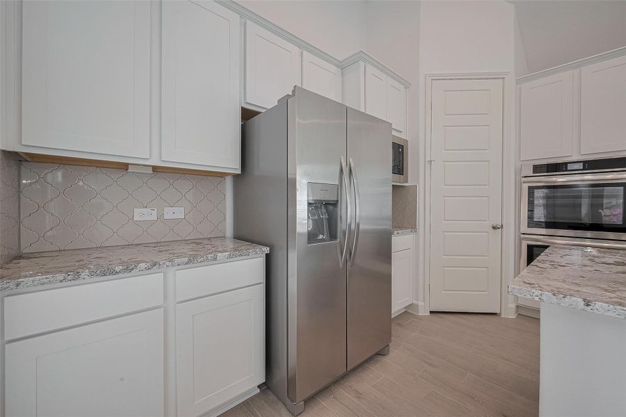Furnished interior view inside a new home in Lago Mar, La Marque (Image 9).