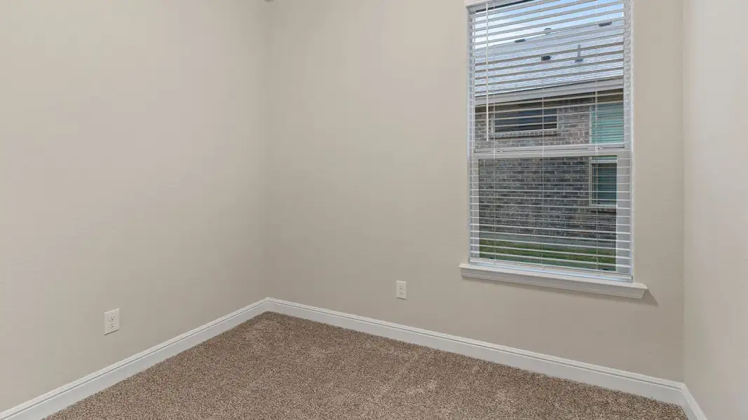 Spacious, unfurnished interior of a new home in Bluestem, Rhome (Image 27).