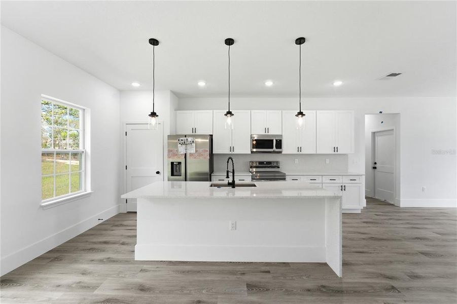 Furnished interior view inside a new home in , Dunnellon (Image 12).