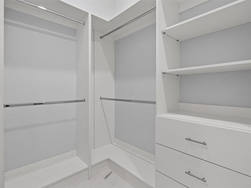 Close-up of interior finishes inside a home in , Plant City (Image 19).