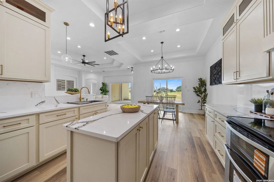 Furnished interior view inside a new home in , Atascosa (Image 10).