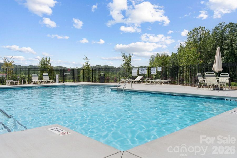 The Ridge at Sugar Creek Community Amenities