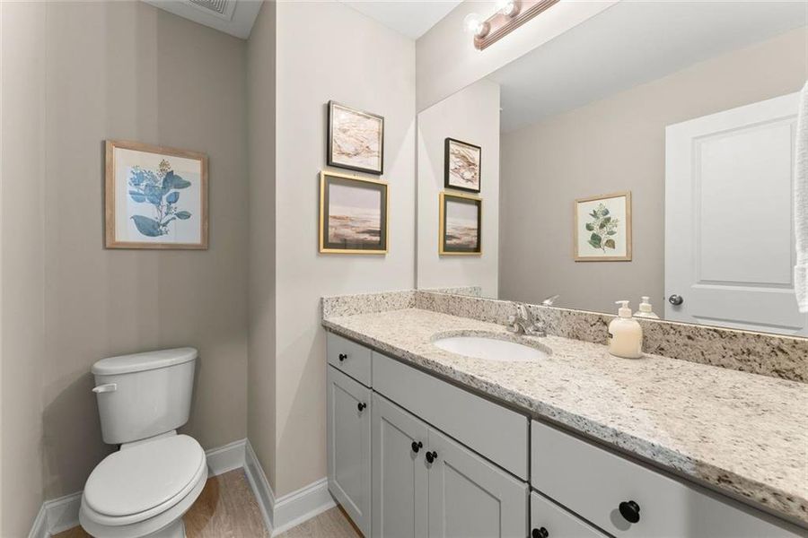 Furnished interior view inside a new home in , Clermont (Image 33).