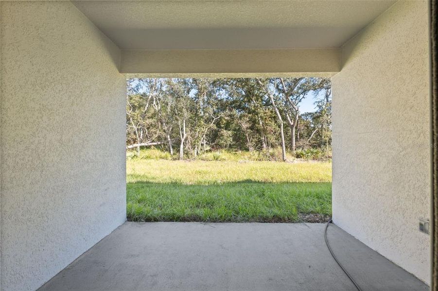 Exterior details and patio area of a home in , Ocala (Image 20).