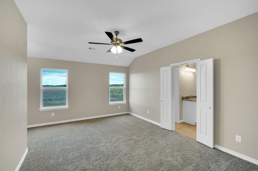 Spacious, unfurnished interior of a new home in , Whitney (Image 11).