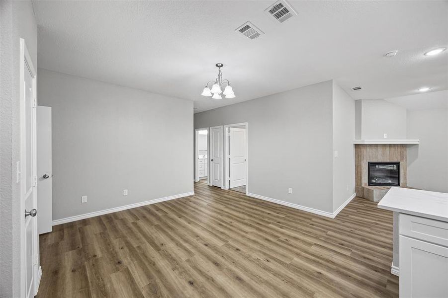 Spacious, unfurnished interior of a new home in , Whitney (Image 11).