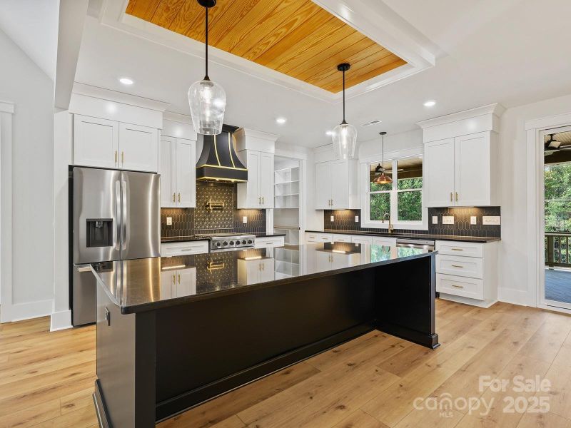 Well Appointed Kitchen with Large Island