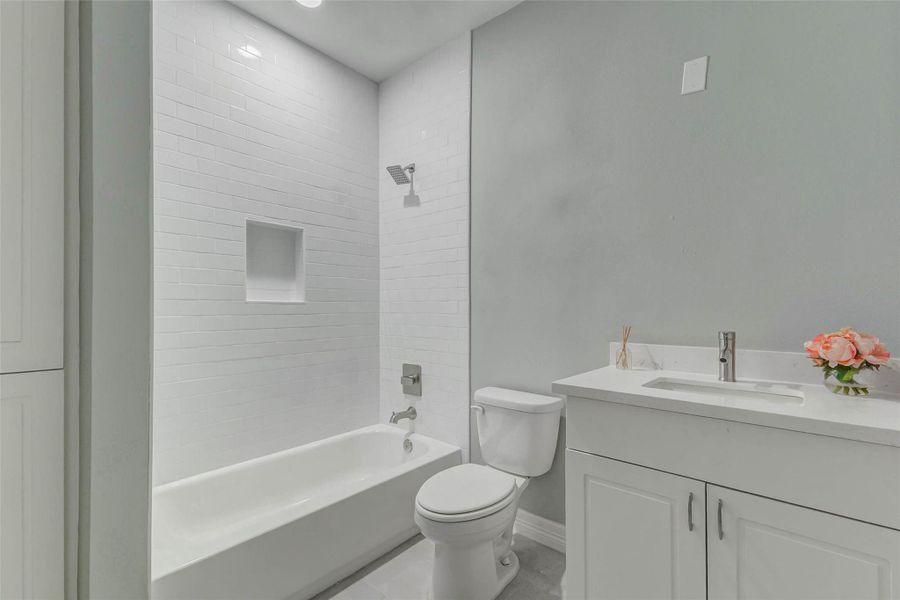 Furnished interior view inside a new home in , Houston (Image 5).