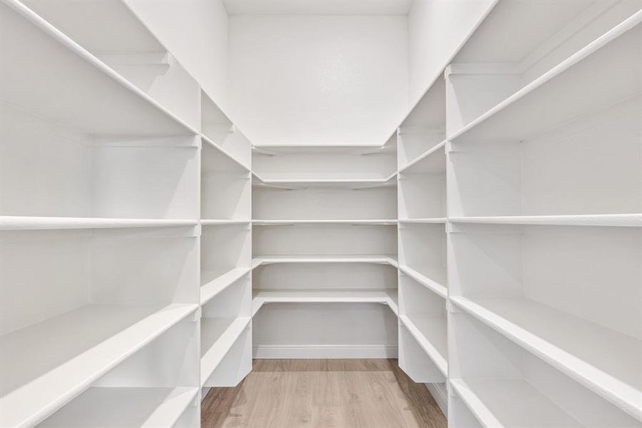 Spacious, unfurnished interior of a new home in Ridge Ranch Classic 60, Mesquite (Image 28).