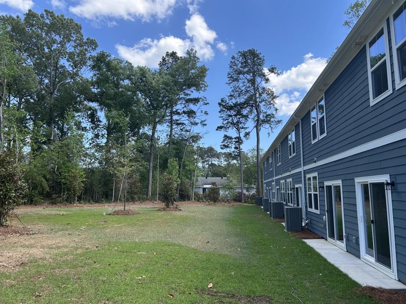 Exterior details and patio area of a home in , Summerville (Image 4).