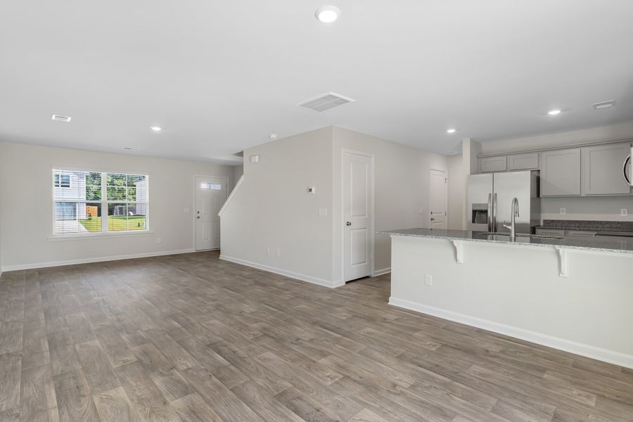 Representative unfurnished interior of a home built from the Poplar B by McGuinn Homes in Reserve at Mill Creek, Columbia (Image 37).