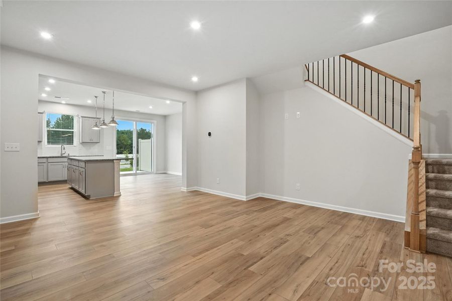 Spacious, unfurnished interior of a new home in Arbor Chase, Clover (Image 11). Spacious, unfurnished interior of a new home in Arbor Chase, Clover (Image 11).