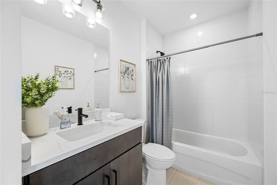 Furnished interior view inside a new home in Alante, St. Petersburg (Image 11). Furnished interior view inside a new home in Alante, St. Petersburg (Image 11).