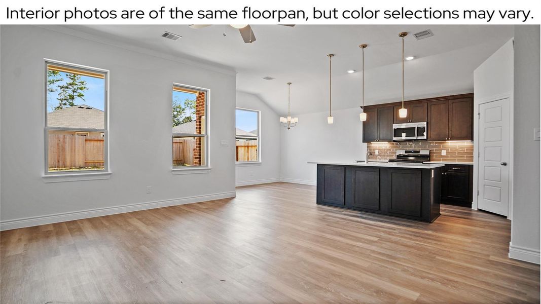 Furnished interior view inside a new home in Grand Oaks Reserve, Cleveland (Image 25). Furnished interior view inside a new home in Grand Oaks Reserve, Cleveland (Image 25).