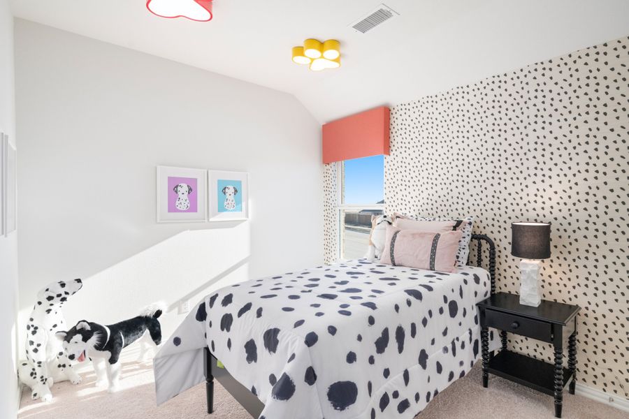 Representative furnished interior of a home built from the Salado by UnionMain Homes in Legacy Hills, Celina (Image 45).