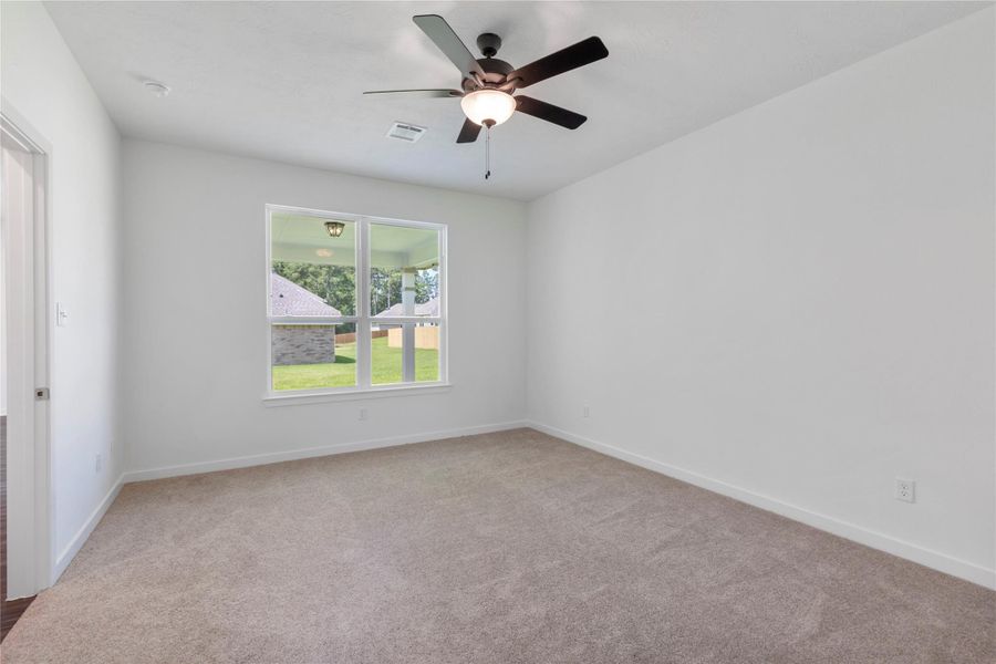 Spacious, unfurnished interior of a new home in Spring Lake, Huntsville (Image 31). Spacious, unfurnished interior of a new home in Spring Lake, Huntsville (Image 31).