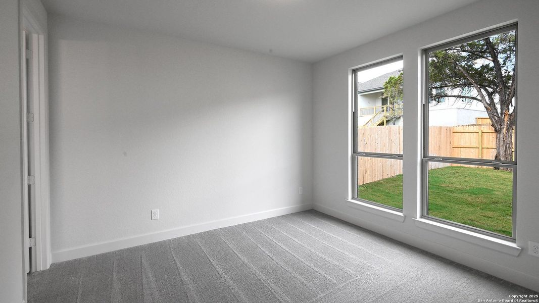Spacious, unfurnished interior of a new home in Kinder Ranch 70', San Antonio (Image 20). Spacious, unfurnished interior of a new home in Kinder Ranch 70', San Antonio (Image 20).