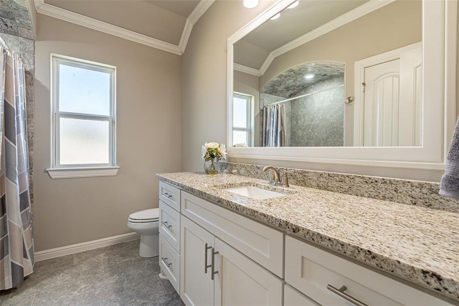 Furnished interior view inside a new home in , Stephenville (Image 15).