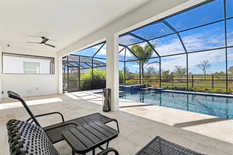 Exterior details and patio area of a home in , Bradenton (Image 35).