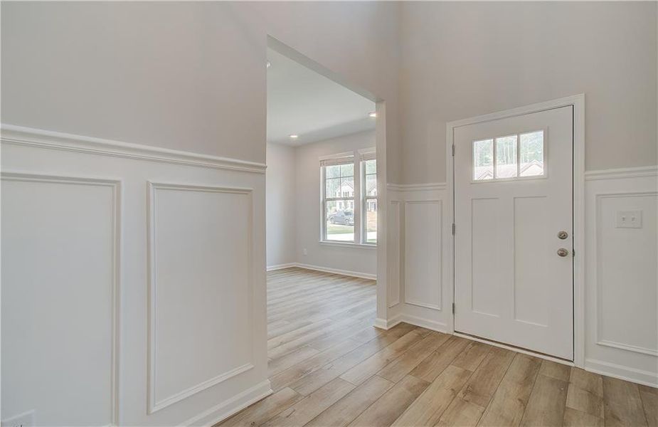 Spacious, unfurnished interior of a new home in Riverbend Overlook, Fayetteville (Image 21).