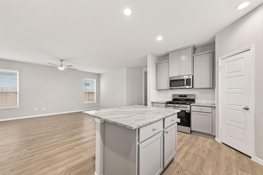 Furnished interior view inside a new home in , Brookshire (Image 31).